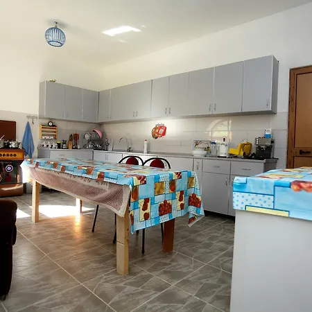 Bjeshket E Nemura Hotel *