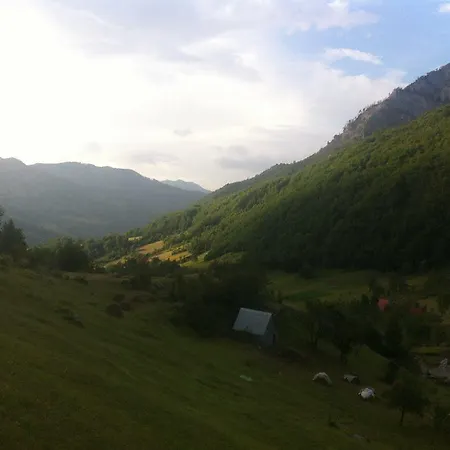 Hotel Bjeshket E Nemura