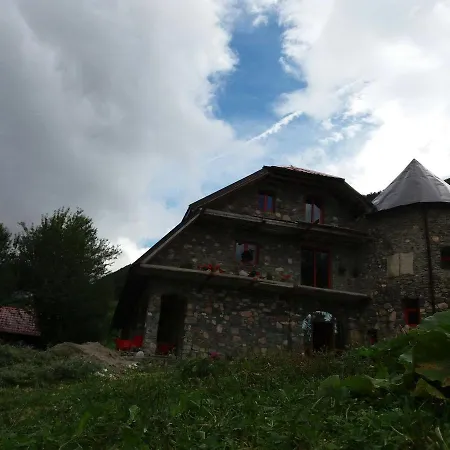Hotel Bjeshket E Nemura Lepushe